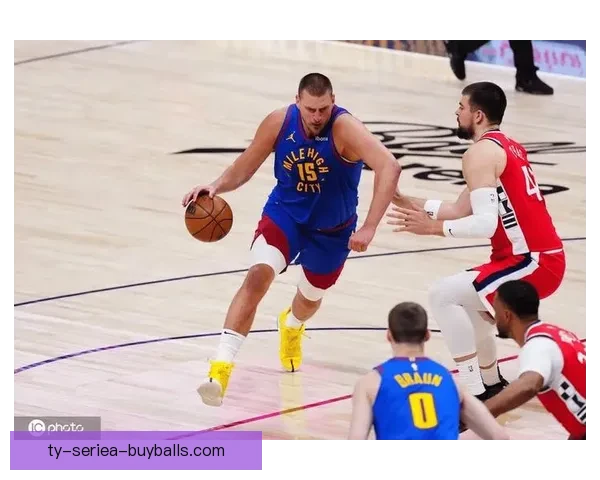 约基奇31分掘金大胜快船客场